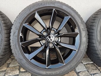 ALUsada Honda Civic 10g, r17x8j, 235/45/17 Bridgestone - 4