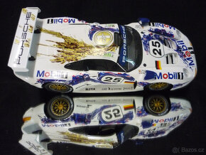 Porsche 911 GT1 Le Mans Anson 1/18 - 4