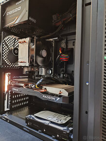 Spolehlivý herní počítač : AMD RX6600 8GB,16GB RAM,6-core i5 - 4