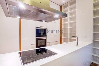 Pronájem bytu 2+kk 74 m² Laubova, Praha 3 - Vinohrady - 4