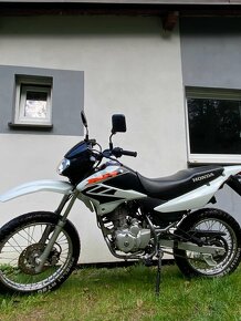 HONDA XR 125L - 4