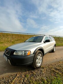 Volvo XC70 2,4 d5 awd - 4