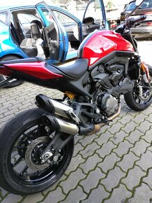 Ducati Monster - 4