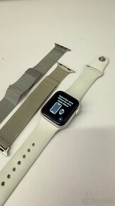 Apple Watch SE 40mm Silver + pásky - 4