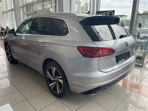 VW Touareg 3.0 TDI 210 kW MATRIX VZDUCH TAŽNÉ NOČNÍ VIDĚNÍ - 4