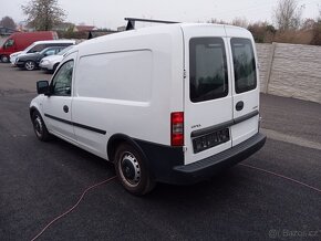 Opel Combo 1,3 benzín 100000km 1 Majitel servis - 4