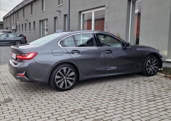 BMW Řada 3, 320d xDrive Luxury,ČR,1.Maj. - 4