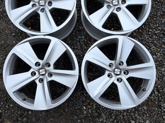 Alu original sada disku Seat Leon 5F 5x112 7,5J ET51 R17 - 4