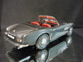 BMW 507 Revell 1/18 - 4