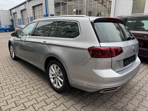 VW Passat B8 2.0TDI 110kW DSG Tažné ACC Kamera Navi Matrix - 4