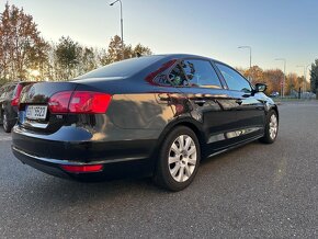 Vw Jetta - 4