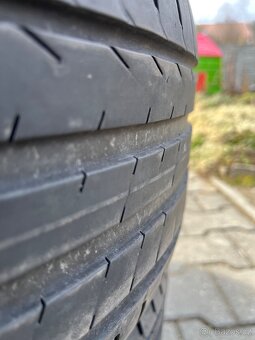 Pirelli Cinturato P7 - 225/45 R18 - 4