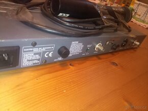 Electro-Voice MR2500 - 4