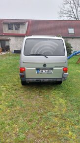 VW Transporter t4 2.4D - 4