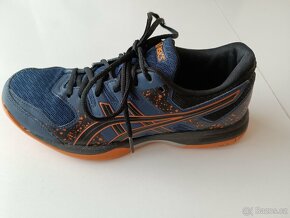 Prodám sálové boty Asics 40,5 - 4