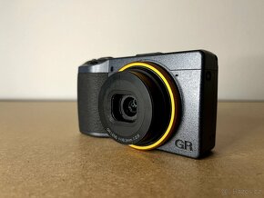 Ricoh GRIII Street Edition - 4