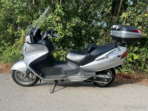 Suzuki Burgman 650 Executive - 4