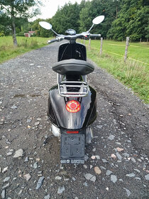 Vespa 125  496 - 4