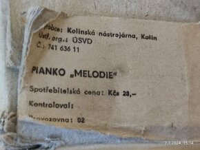 r. 1968 piánko melodie - 4