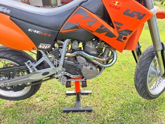 Ktm lc4 supermoto - 4