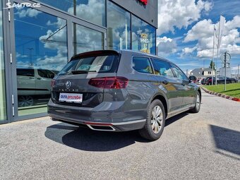 Volkswagen Passat, 2.0TDI 110kW DSG Elegance DPH - 4