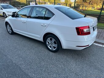 Pronajem Škoda octavia , BOLT , UBER , LIFTAGO, atd - 4