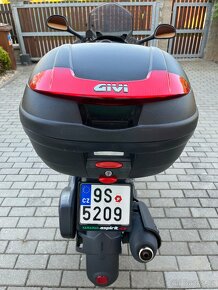 Skútr Gilera Runner ST 200 ccm - 4