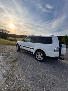 Mitsubishi Pajero 4 v80 3.8l V6 - 4