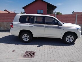 Toyota Land Cruiser LC 200 GX, 4,0 V6, Benzin, Manual, Nový - 4