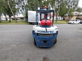 Komatsu vzv - 4