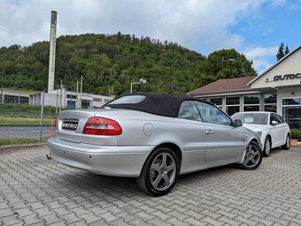 Volvo C70 2.4T 142kW A/T KŮŽE PDC KABRIO - 4