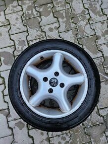 4x Peugeot Alu kola 4x108 R15 + letní pneu 195/55 - 4