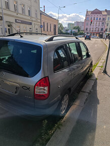 Opel Zafira na opravu - 4