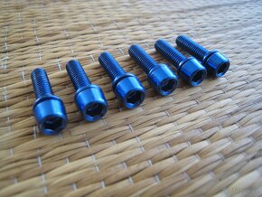 Nová sada šroubů M5 x 18mm pro představec ZITTO Components - 4