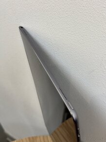 Apple iPad Pro 12.9” 1st Gen (2015) 32GB Space Gray - 4