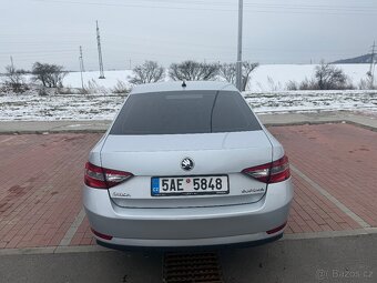 Škoda Superb 3, najeto 148 km   DPH, top stav - 4