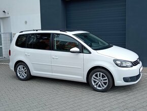 VW Touran 2,0 TDi DSG, r.v. 2013 - 4