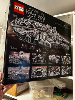 LEGO 75192 Millenium Falcon - 4