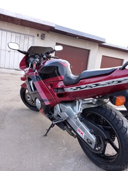 Honda cbr 600 f - 4