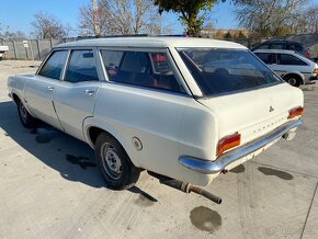 Vauxhall Victor - 4