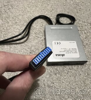 Akasa USB Hub - 4