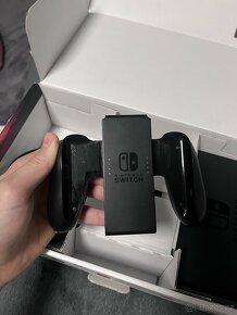 Nintendo Switch - 4