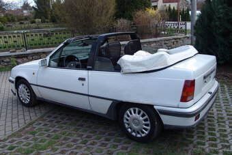 Opel Kadett 1.6i cabrio Bertone - 4