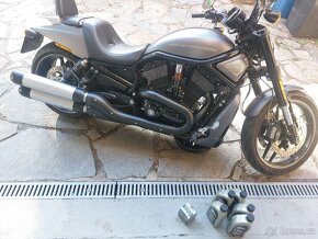 Harley Davidson vrscdx Night Rod Special  6800km Čr. 2016 - 4