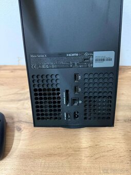 Microsoft Xbox Series X - 4