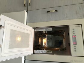 Vestavna krémová mikrovlnná trouba Gorenje Bm6250 ORA W - 4