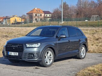 Audi Q7 - 4