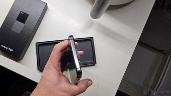 Samsung Galaxy Z Flip 5 dual 256GB - aj vymením - 4