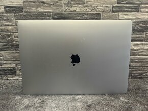 MacBook Pro 16" 2019 i7 / 16GB / 500GB / Pro 5300M - 4