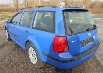 Volkswagen Golf Variant 1,4 i 16V 55 kW Digiklima benzín - 4